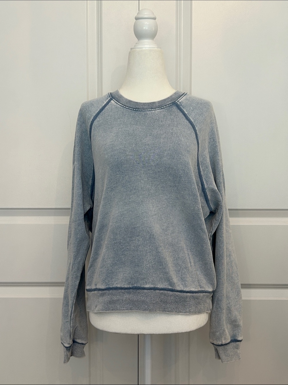 Z Supply Washed Light Blue Crewneck Sweatshirt - Women